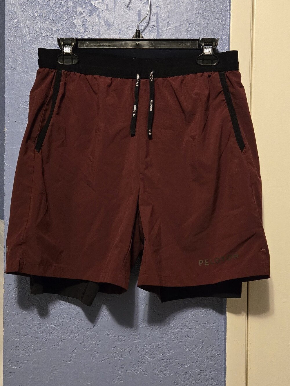 Peloton Men's Short Burgundy Size  Small